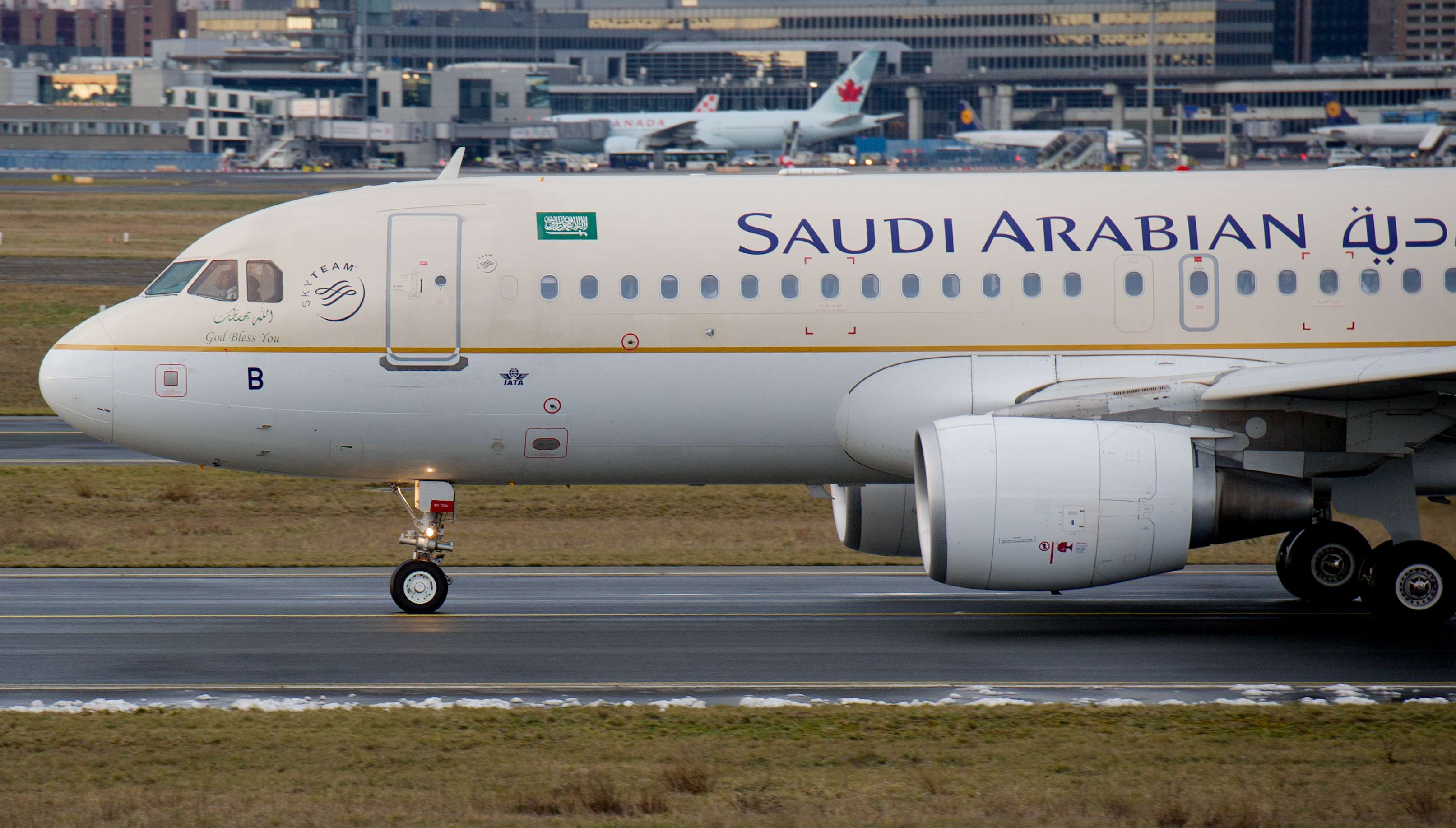 طائرة سعودية 