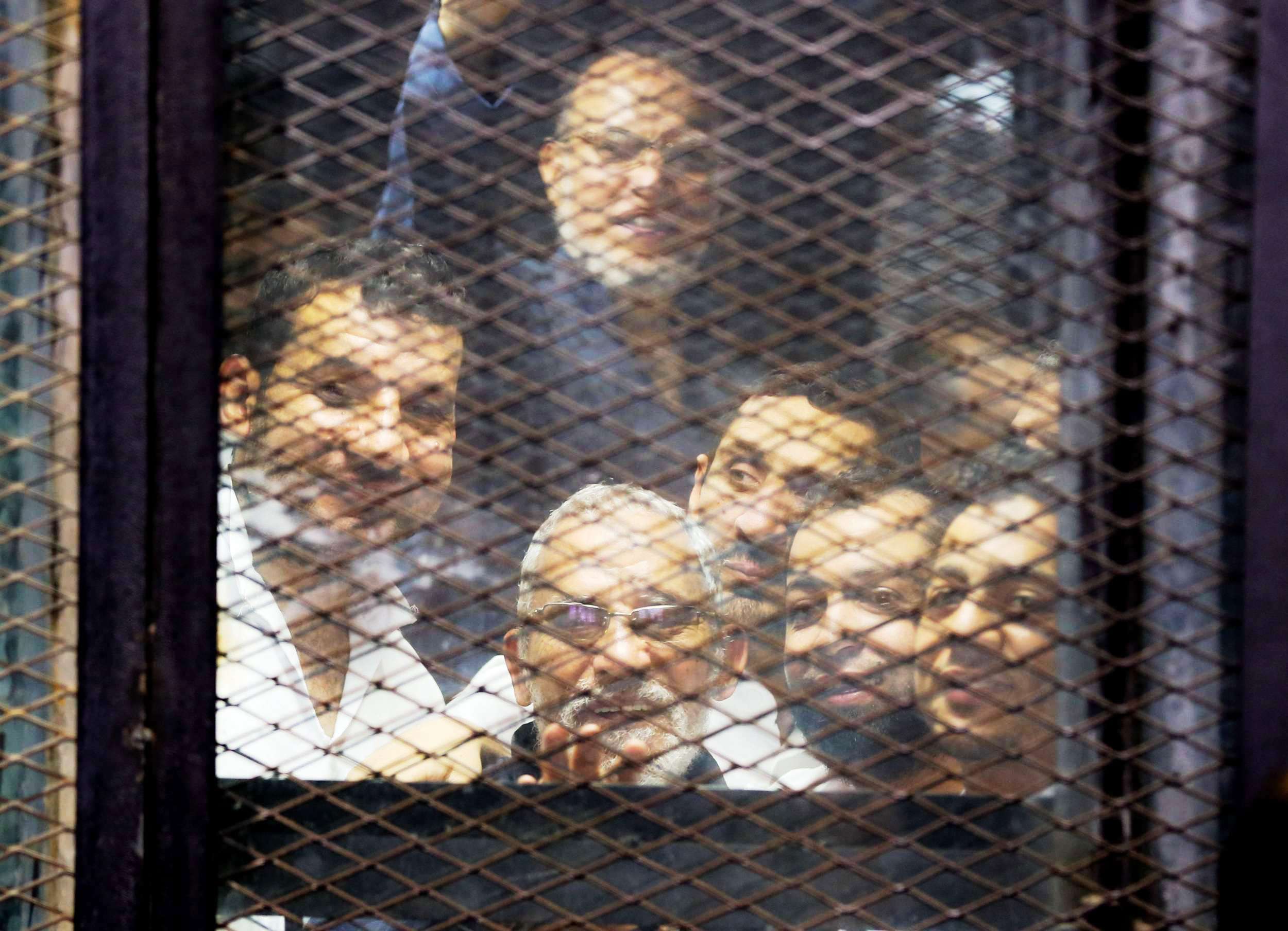 السلطات المصرية تستمر في ملاحقة فلول الإخوان في قضايا الإرهاب