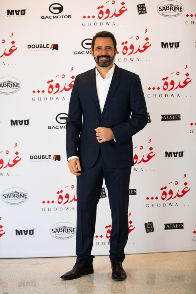 هل يكسب الرهان؟