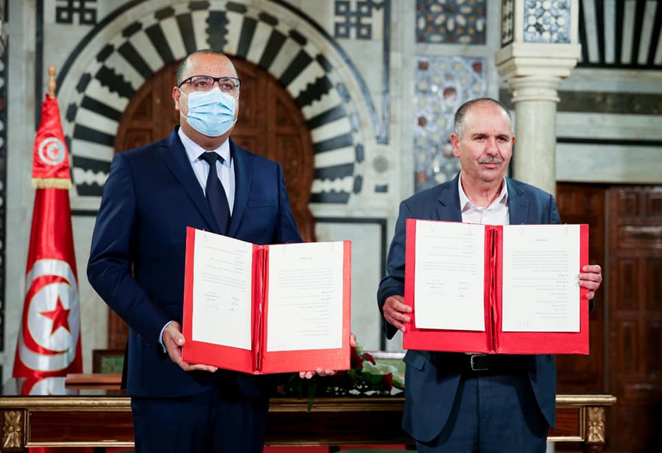 اتفاق تاريخي بين الحكومة وأكبر نقابة عمالية لإخراج تونس من الأزمة الاقتصادية