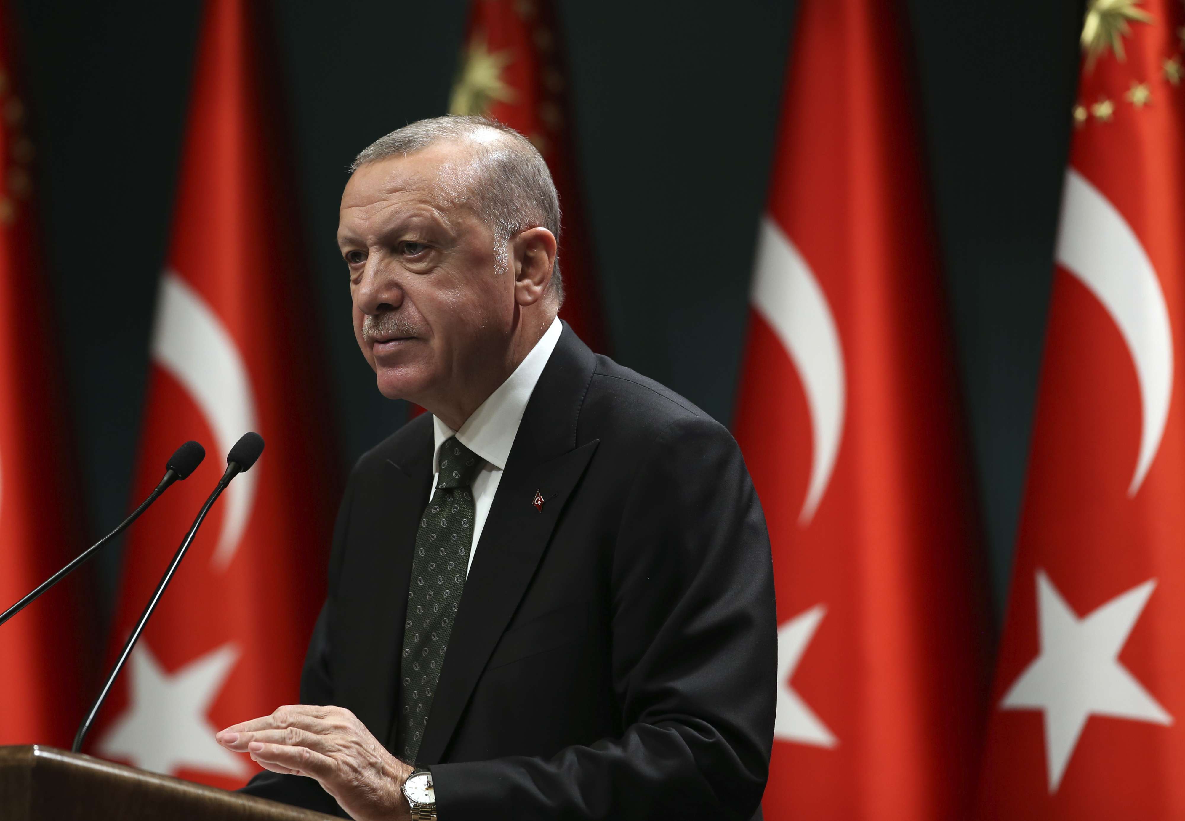أردوغان وحزبه يخوضان انتخابات 2023 برصيد من الأزمات وشعبية مهتزة