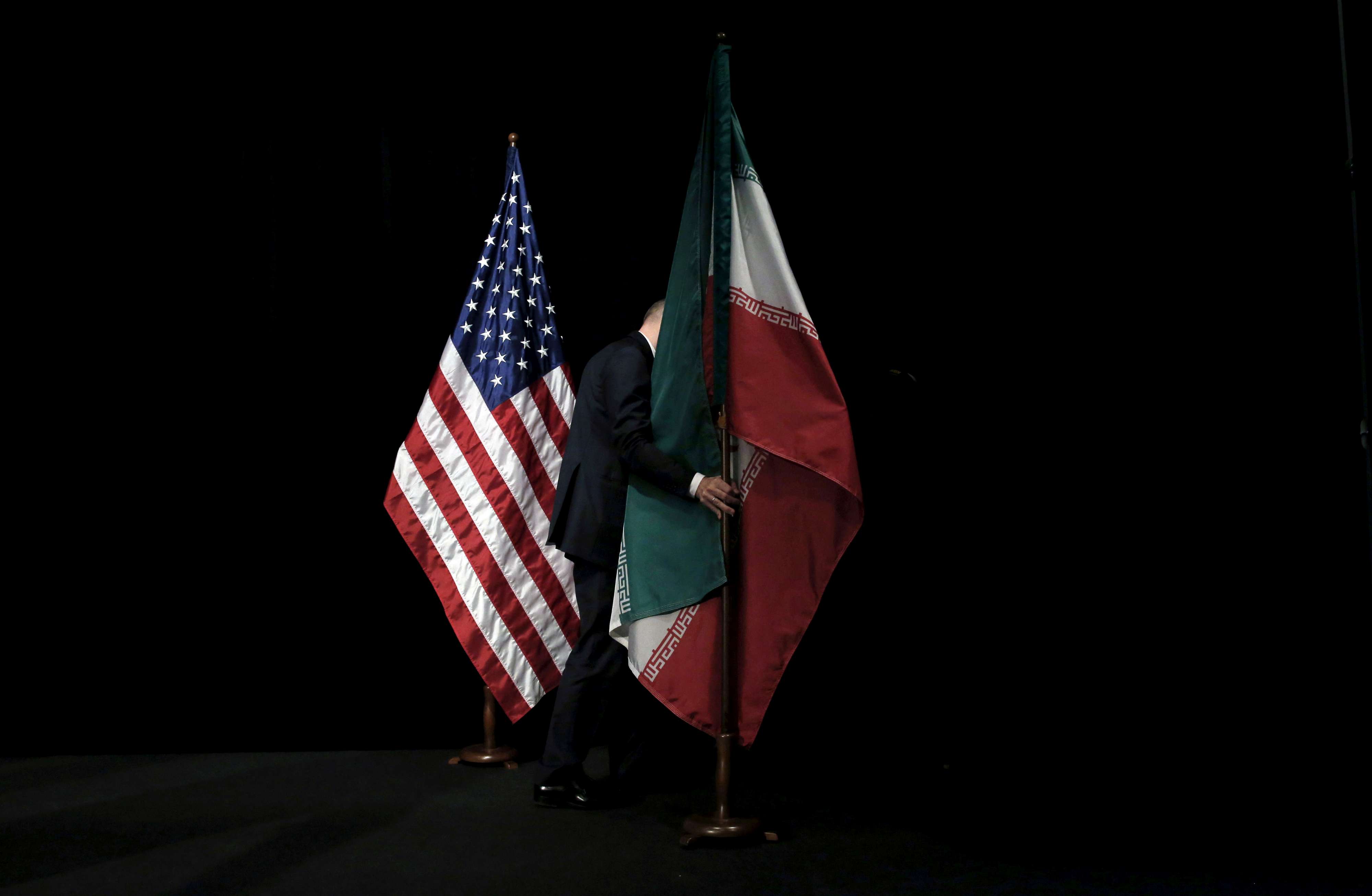 إيران تلتف على جهود دولية لحلحة الأزمة النووية
