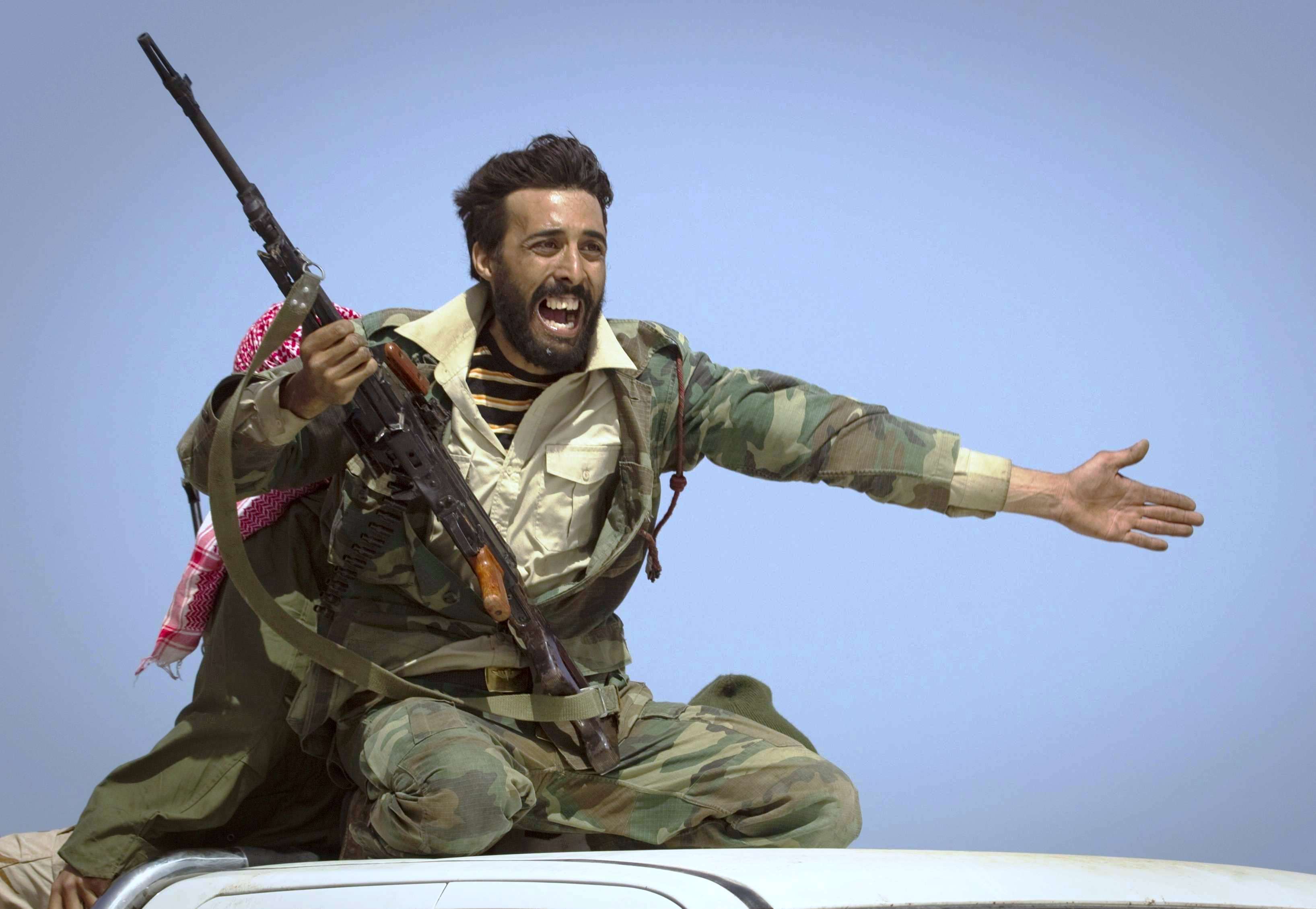 سلاح الميليشيات يشكل خطرا على سلام ليبيا
