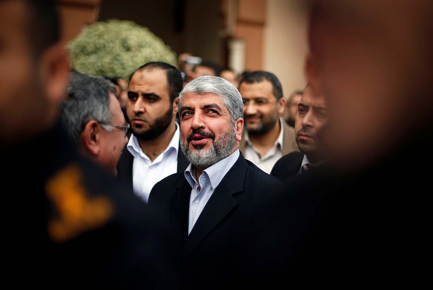 Meshaal returns to head foreign policy bureau