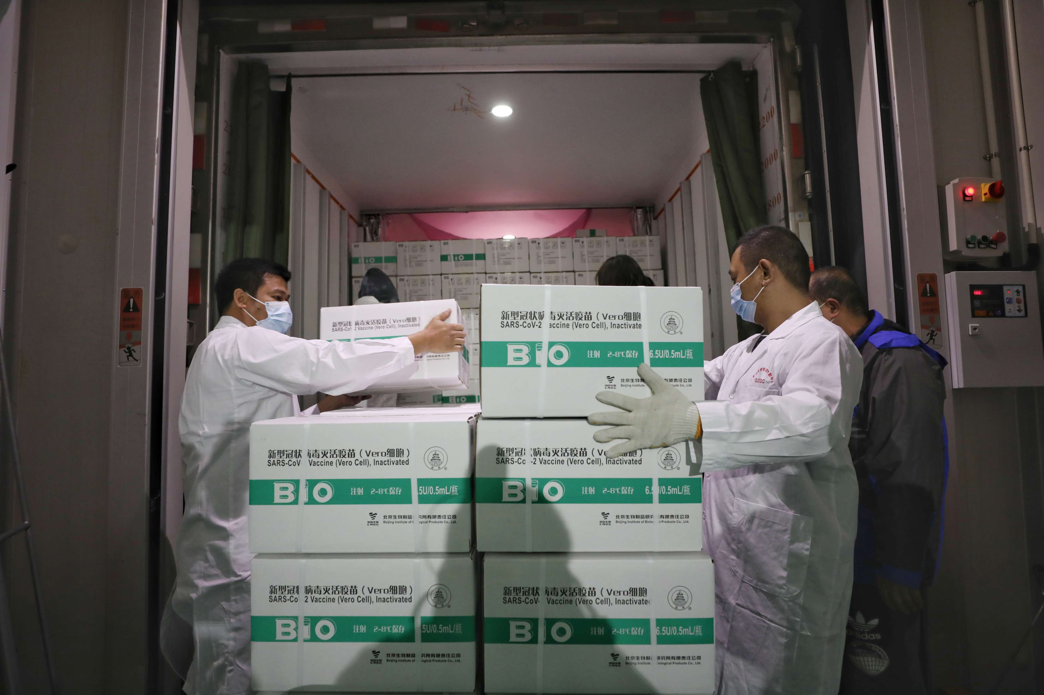 اللقاحات الصينية تتطلب ضوابط أقل صرامة عند تخزينها