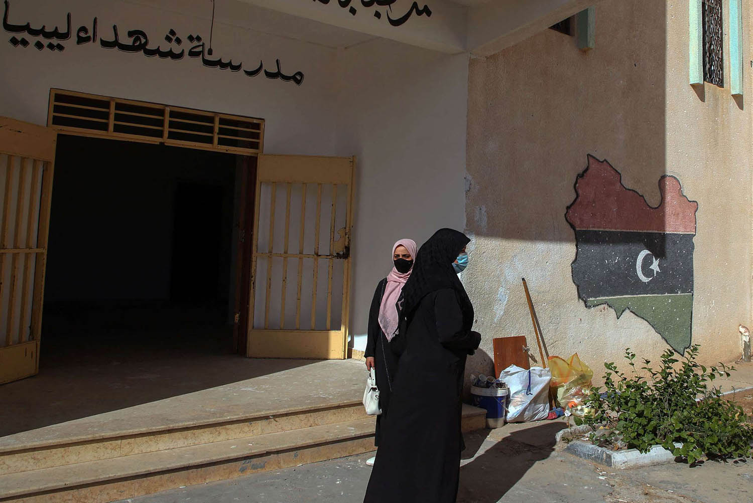 مدرسة في عين زارة في طرابلس تعرضت للقصف في القتال بين حكومة الوفاق والجيش الليبي بقيادة خليفة حفتر