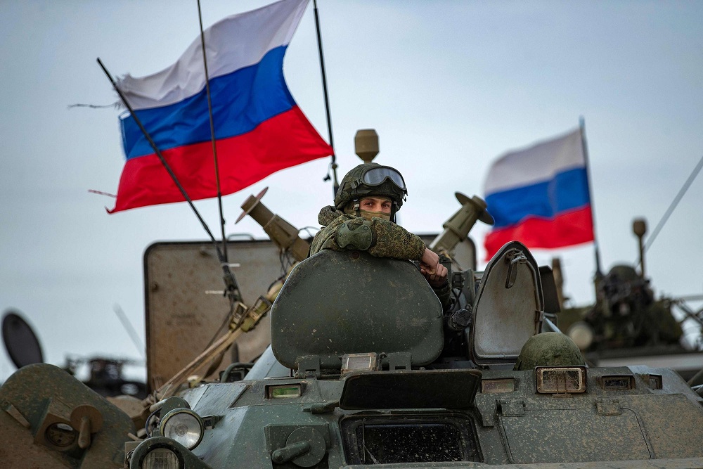 الغالبية تنظر لروسيا كقوة أجنبية مدمرة ساهم تدخلها في تقوية 'مجرم حرب'
