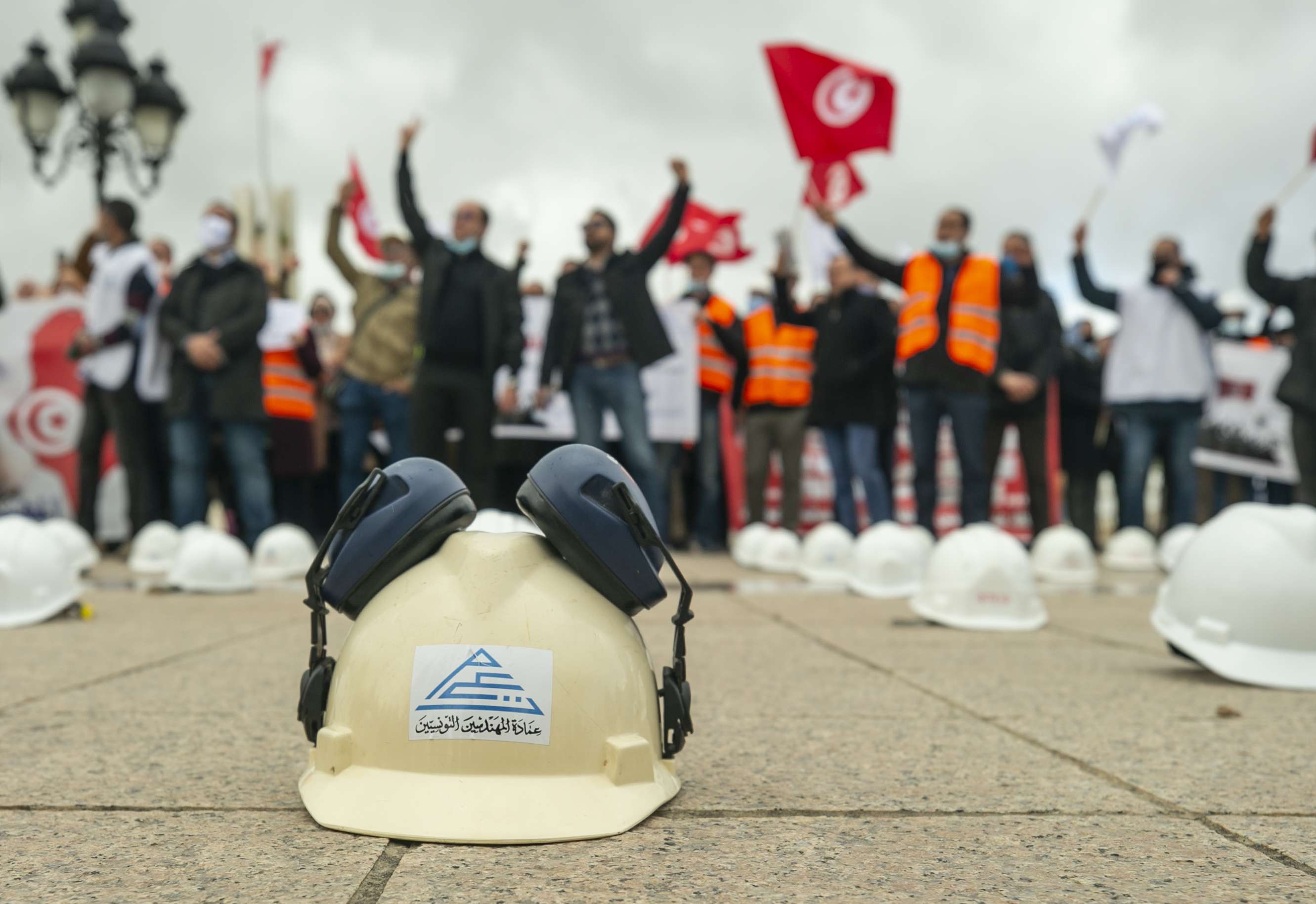 اضراب مهندسي تونس