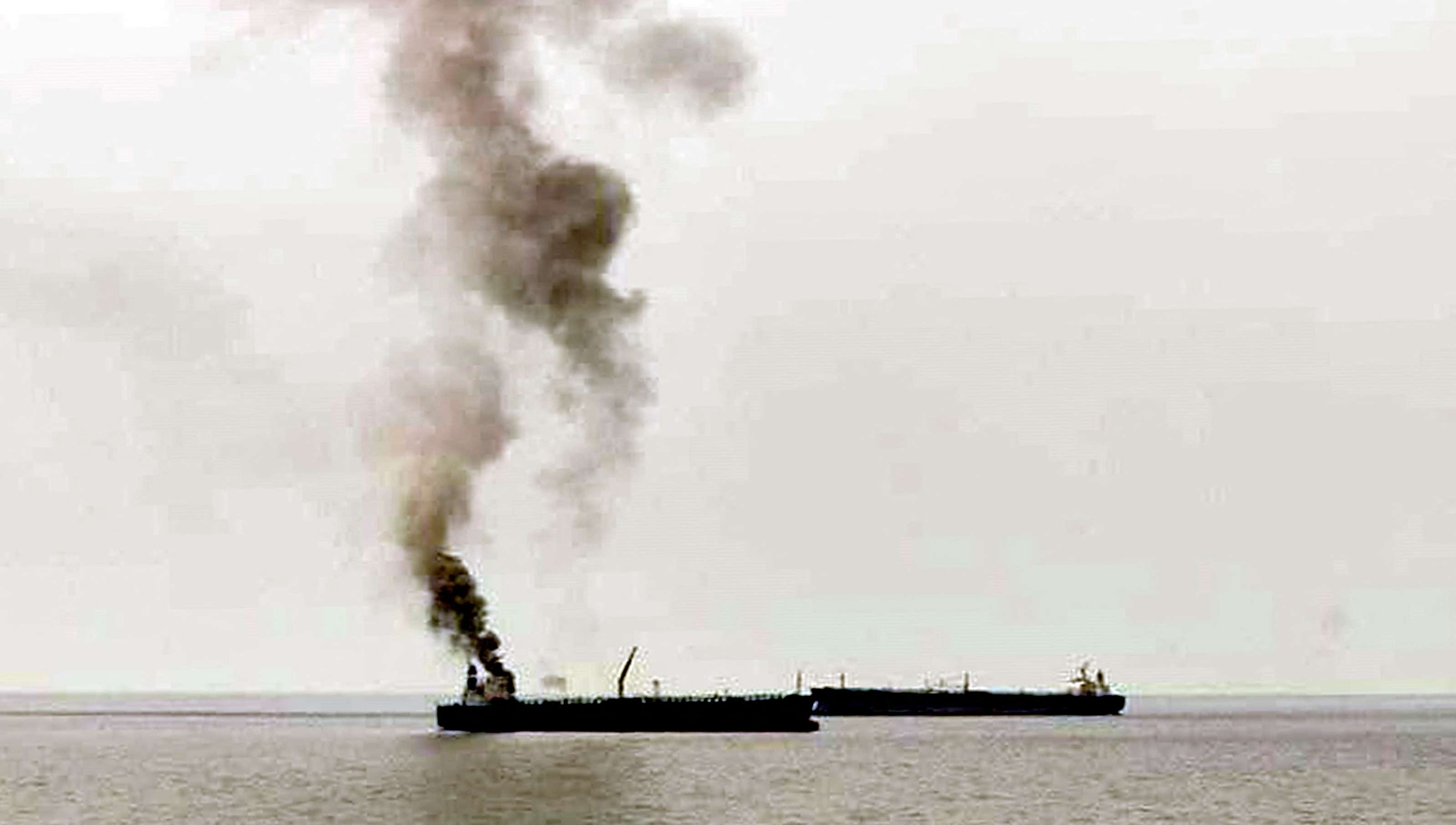 فرضية تعرض ناقلة النفط الإيرانية قبالة السواحل السورية لهجوم تخريبي أمر وارد