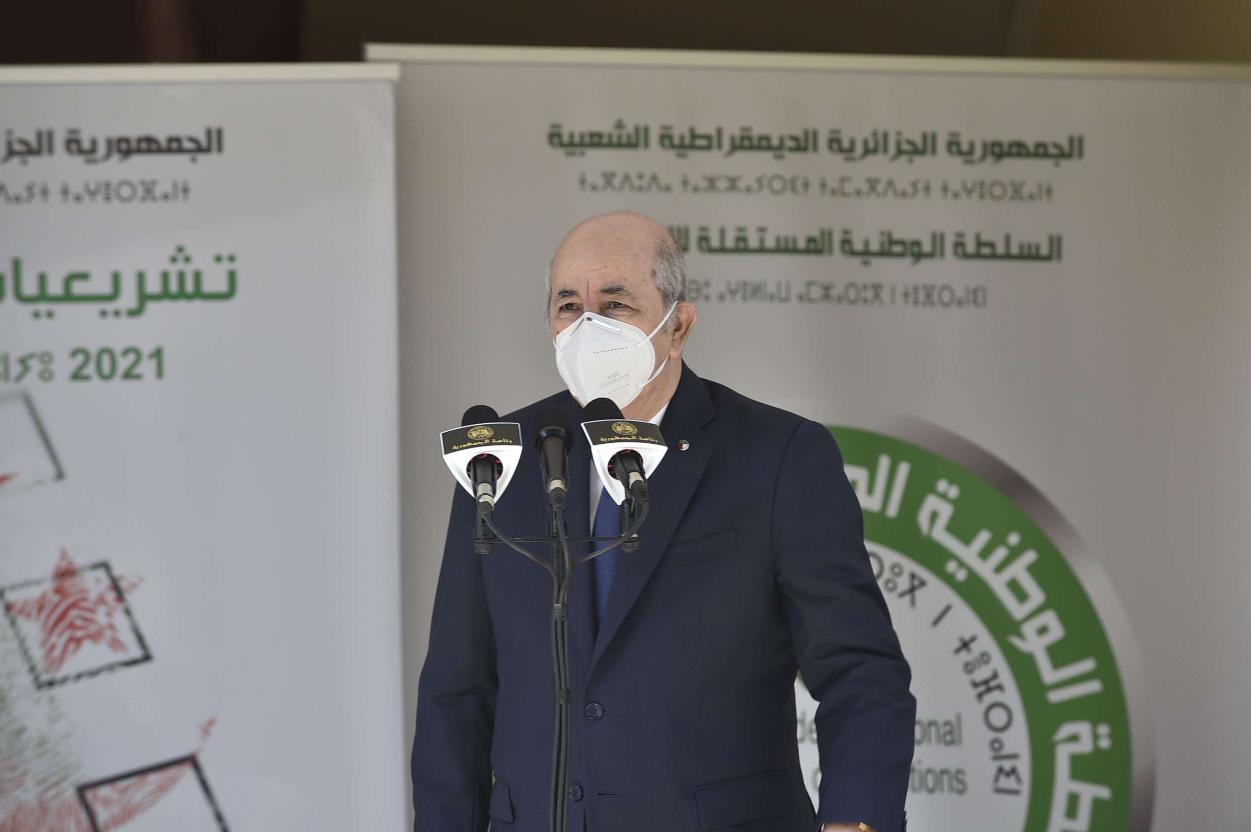الرئيس الجزائري فرض خارطة سياسية على المقاس متجاهلا حراك شعبيا يدعوه للرحيل