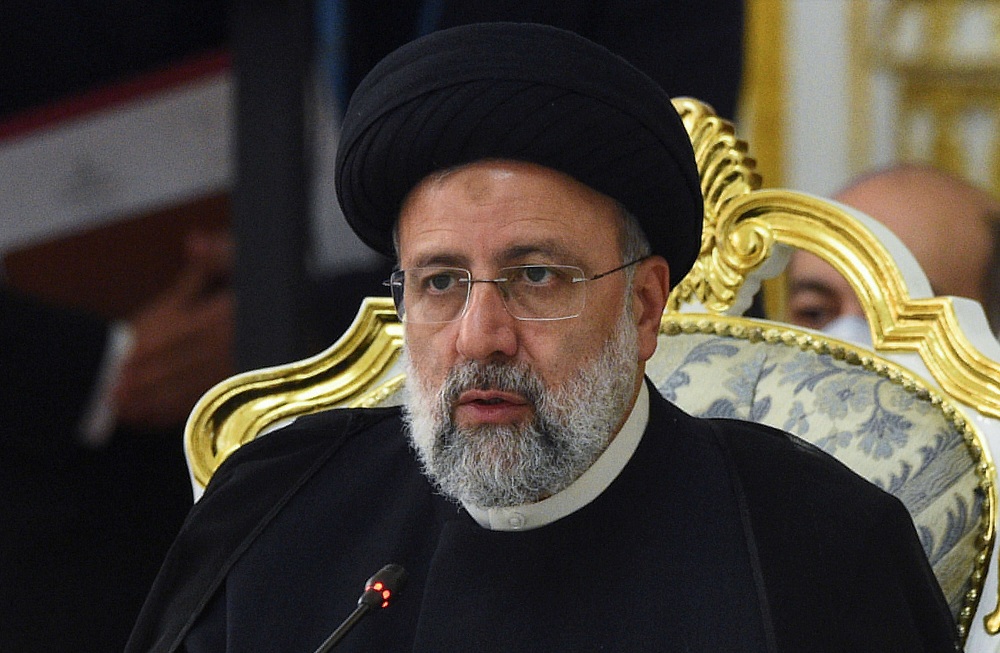 الكلمة الفصل في الملف النووي تعود إلى خامنئي وليس للرئيس إبراهيم رئيسي