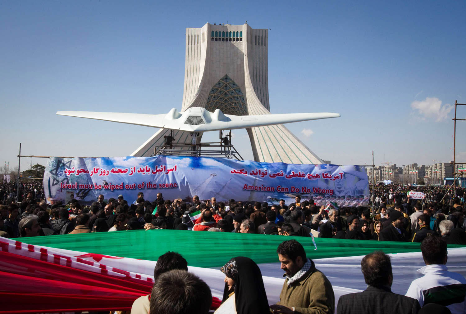 الطائرات المسيرة تفيد إيران أكثر من السلاح النووي