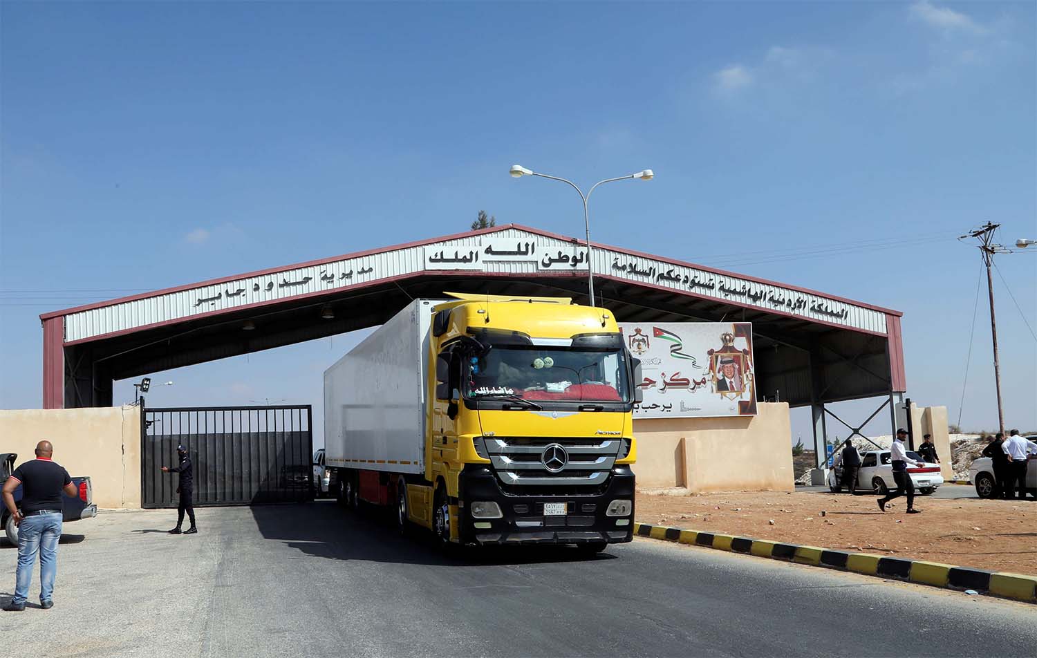 Officials in Jordan and Lebanon have urged the US to ease sanctions on Syria to facilitate trade