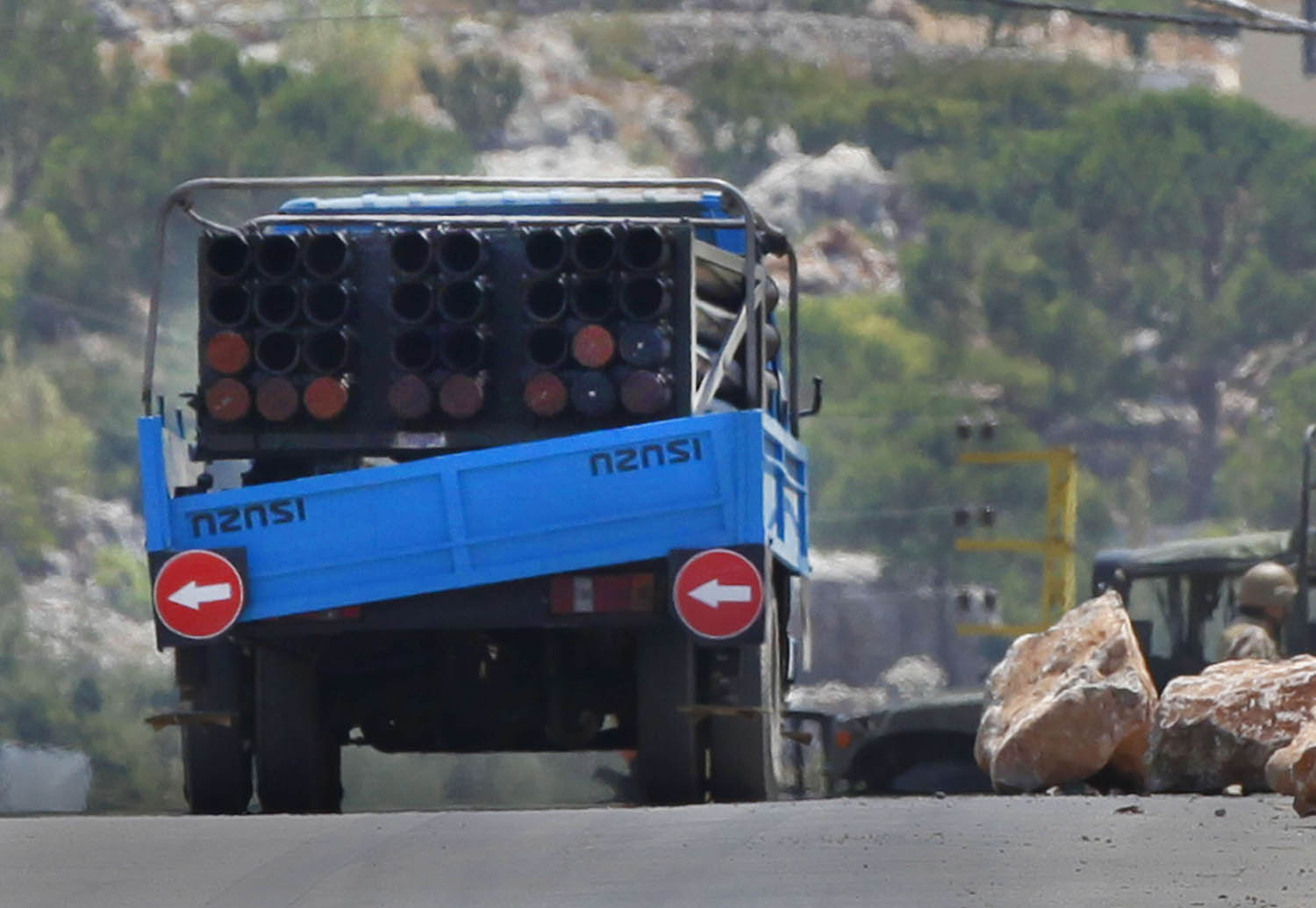 راجمة صواريخ تابعة لحزب الله استخدمت في هجوم على القوات الاسرائيلية في الجولان