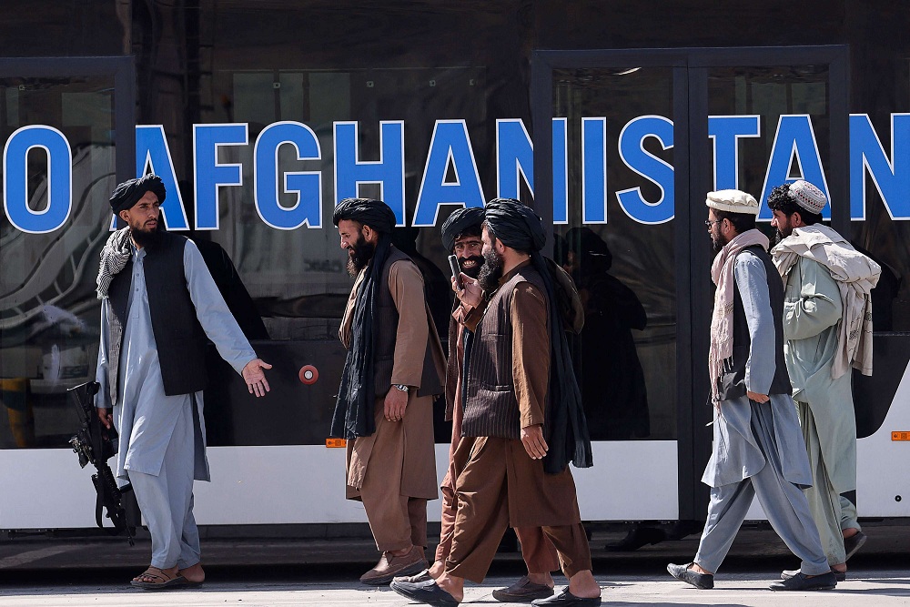 طالبان تدشن حملة ملاحقات واغتيالات لمسؤولين سابقين