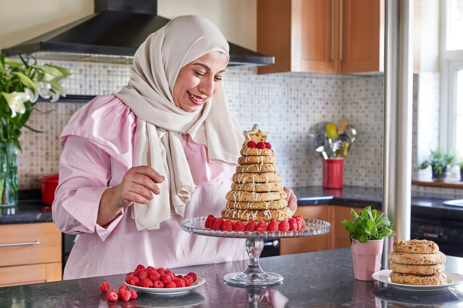 لينا سعد المتوجة بجائزة غورماند العالمية لكتاب الطهي في الموعد