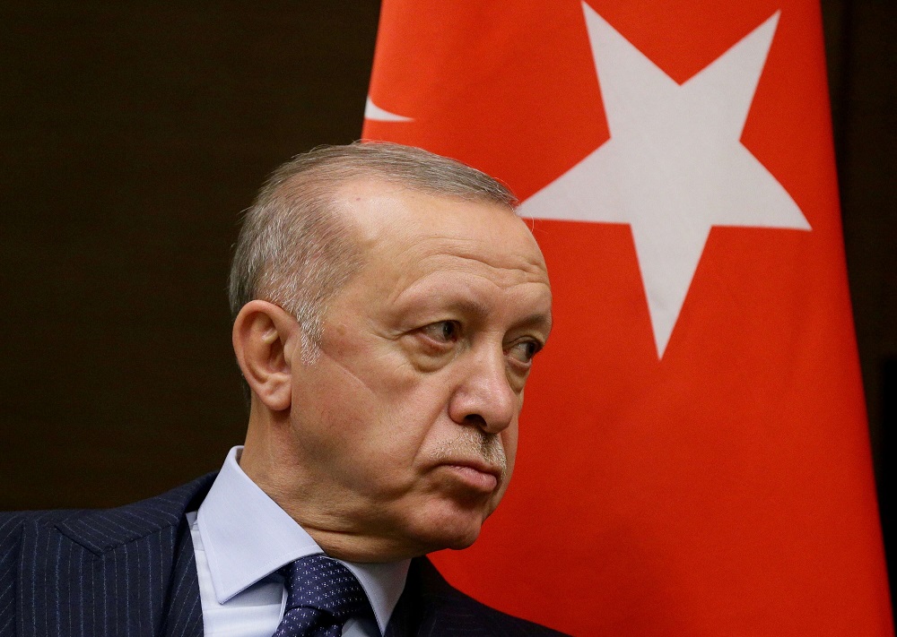 اردوغان يزيد من عزلة تركيا