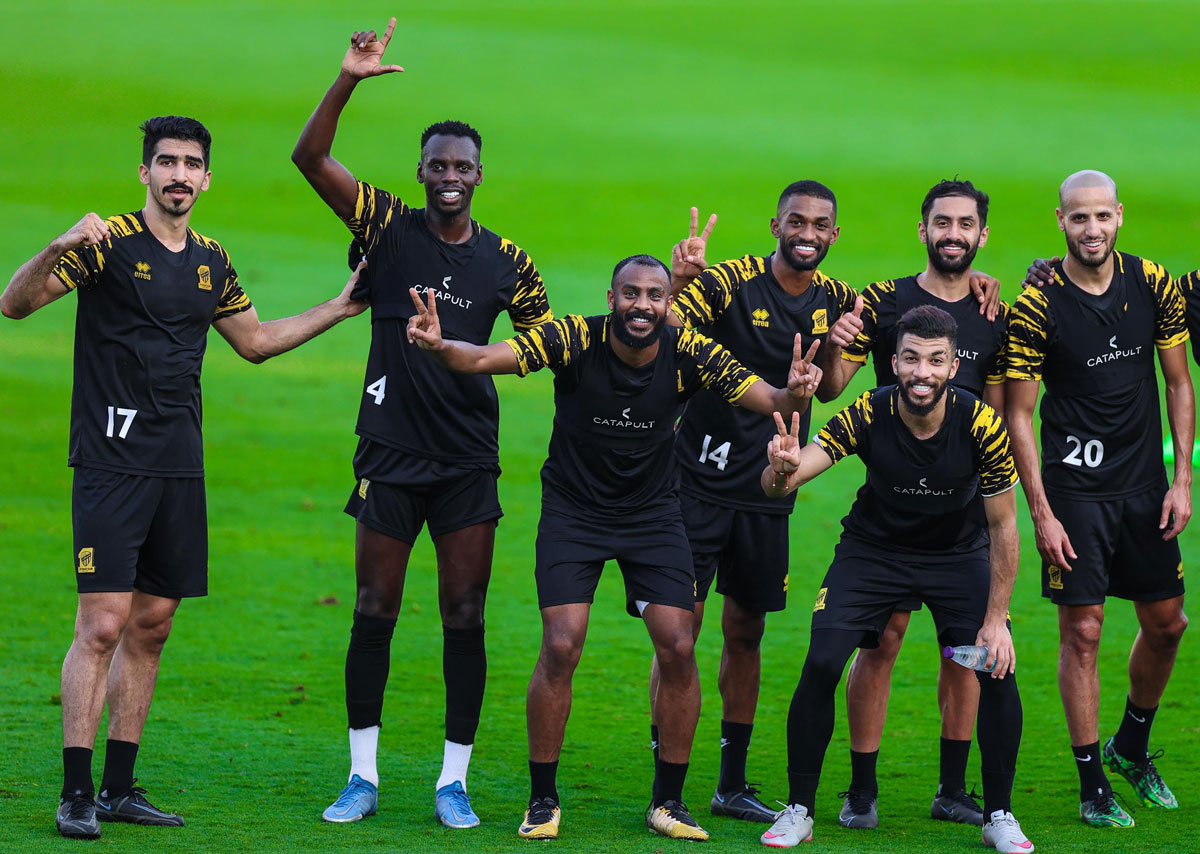 فريق 'العميد' جاهز لمواجهة الرائد رغم الغيابات من حسابه على تويتر