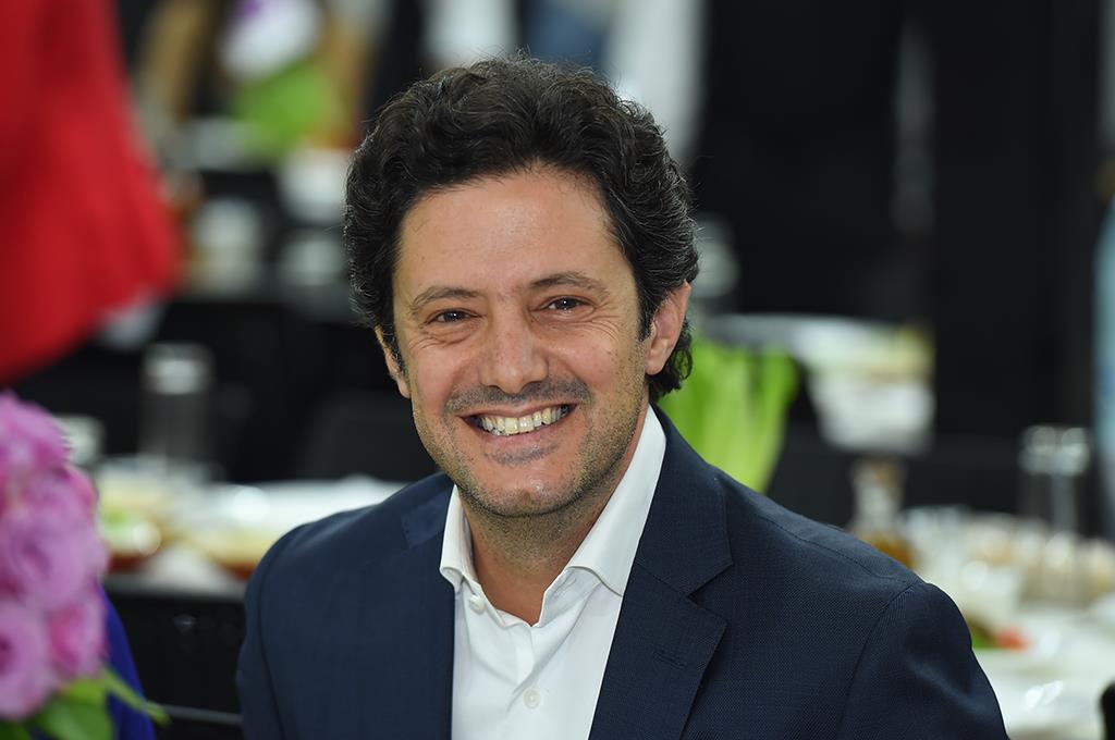 مكاري متخصص في العمارة التراثية