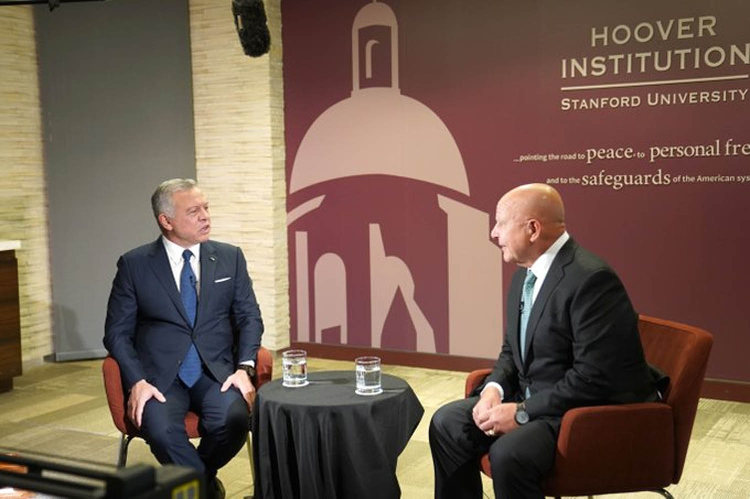 لقاء العاهل الأردني الملك عبدالله الثاني مع الجنرال هربرت ماكماستر