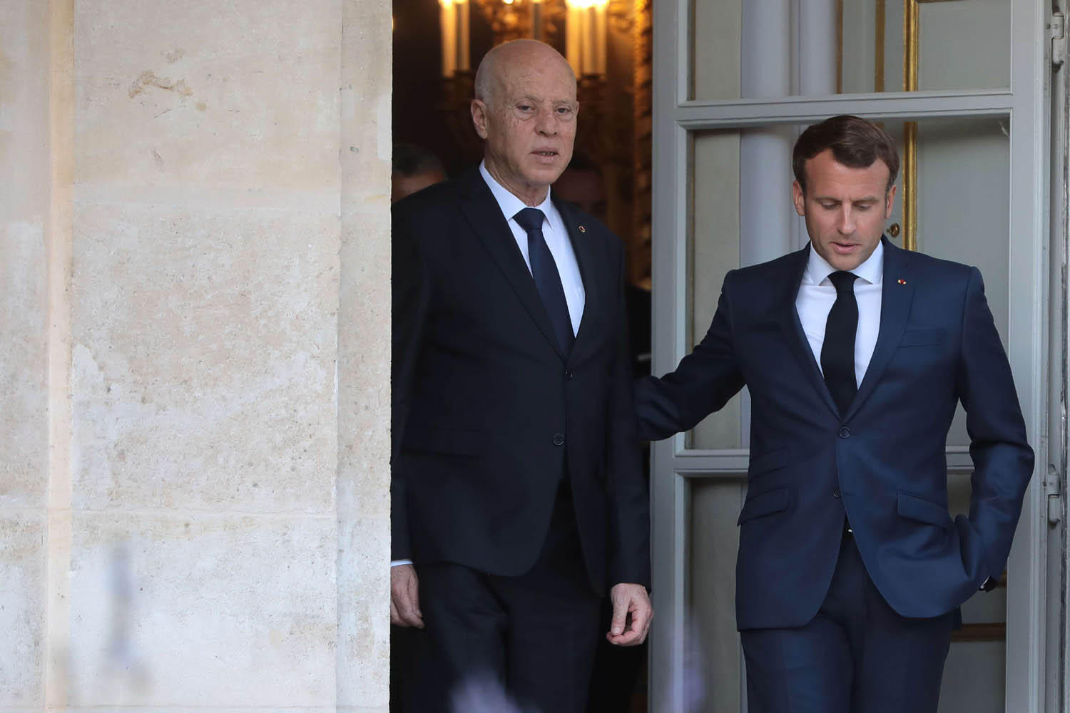 الرئيس الفرنسي ايمانويل ماكرون يستقبل الرئيس التونسي قيس سعيد