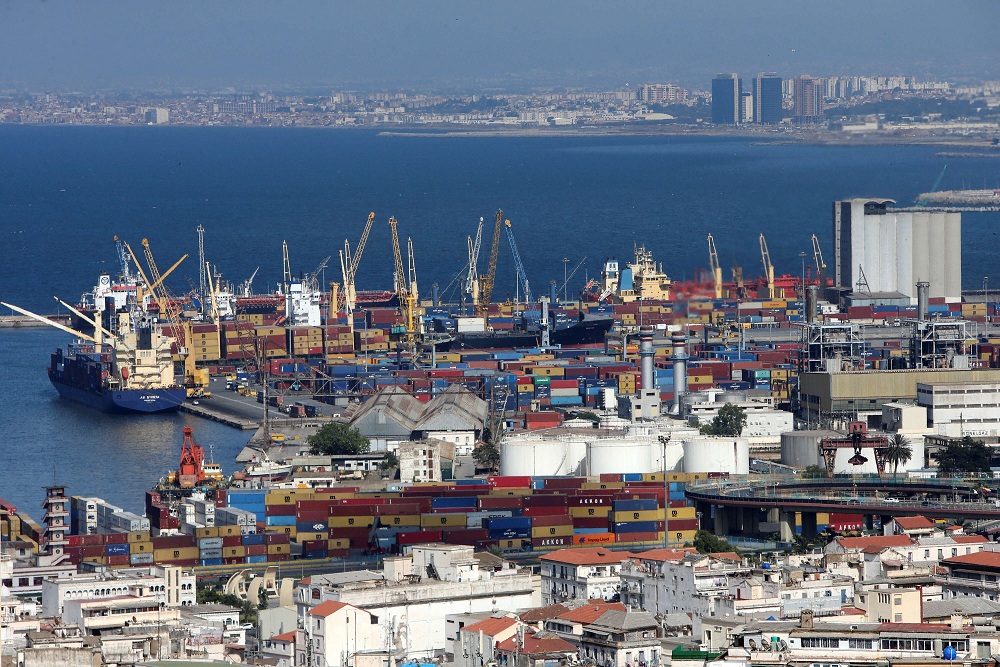 شركات إسبانية بدأت بالفعل في الإبلاغ عن تعطيلات في التجارة مع الجزائر