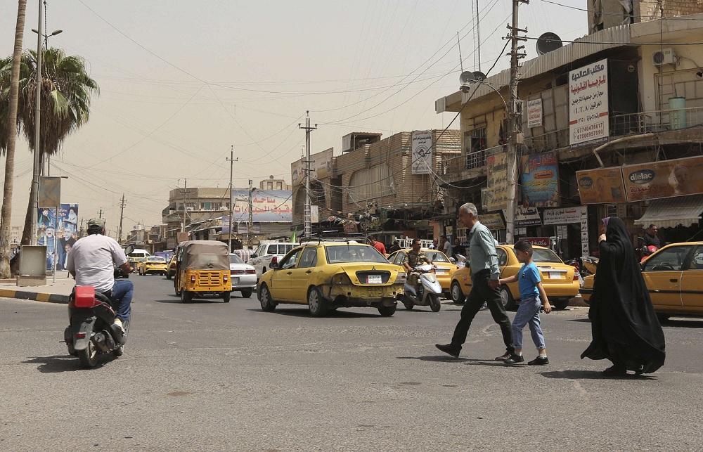 عودة الحياة إلى بغداد لا تعني انتهاء الأزمة والوضع مرشح للتصعيد 