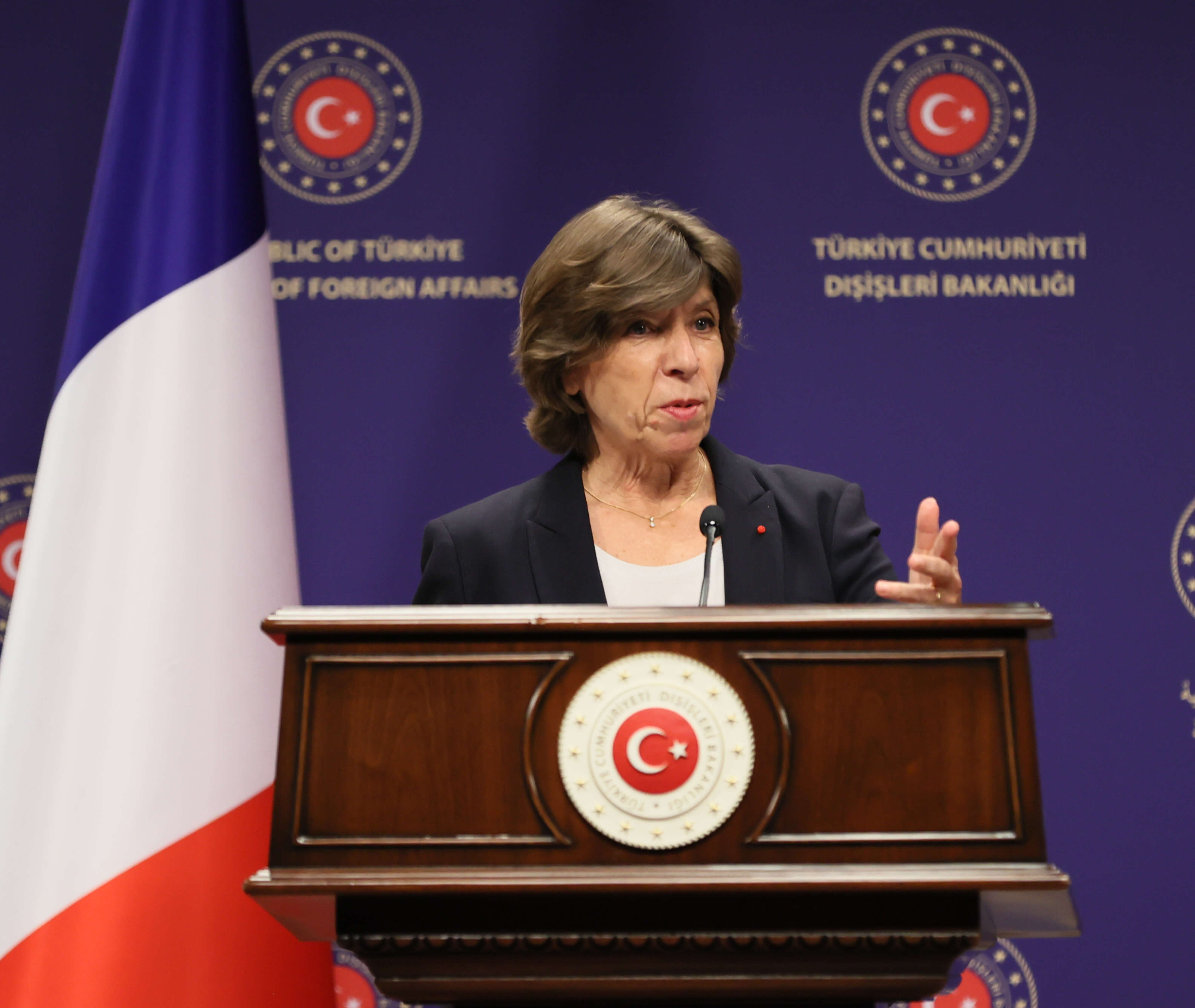 كاثرين كولونا تعرب عن "قلقها" إزاء الغارات الجوية التي شنّتها تركيا في سوريا والعراق