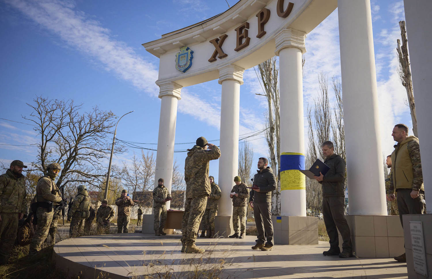 الرئيس الأوكراني فولوديمير زيلنسكي في احتفالية تحرير خيرسون