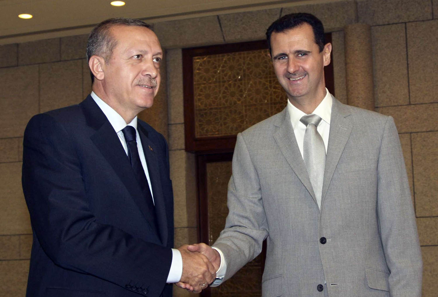 الرئيسان السوري بشار الأسد والتركي رجب طيب أردوغان في دمشق (2010)