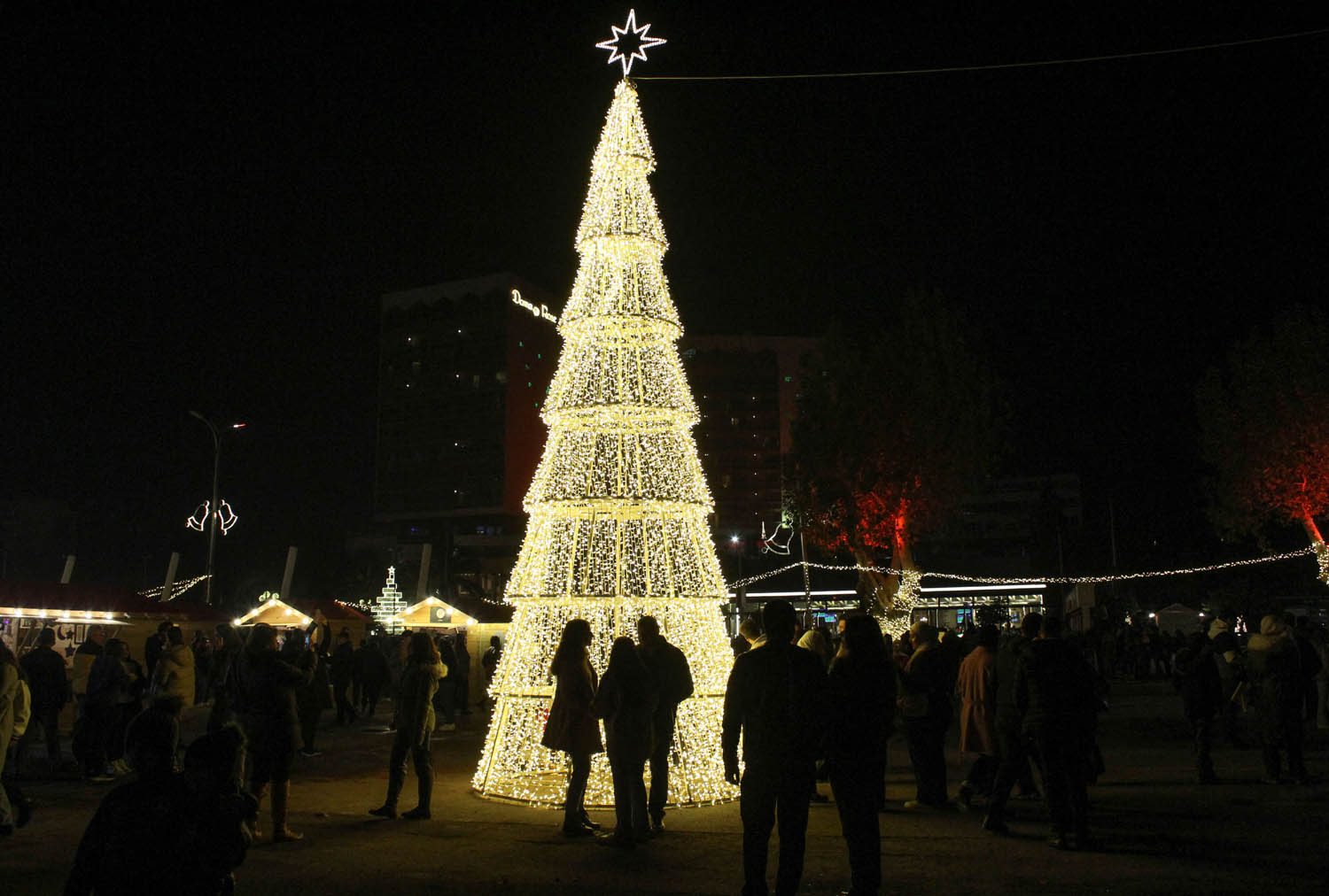 سوريون يحتفلون بأعياد الميلاد في دمشق