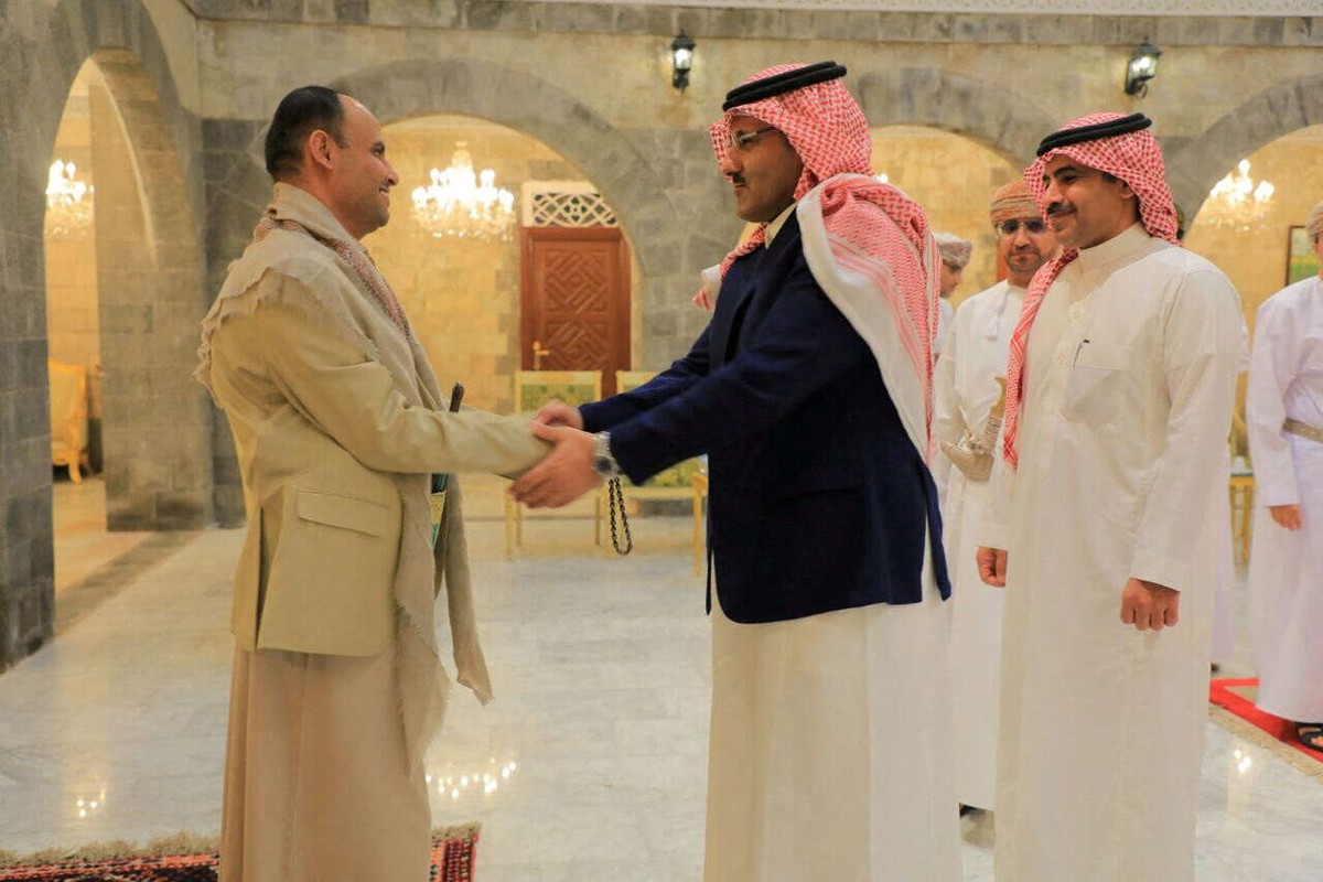 السعودية تبذل جهودا لتسوية الملف اليمني