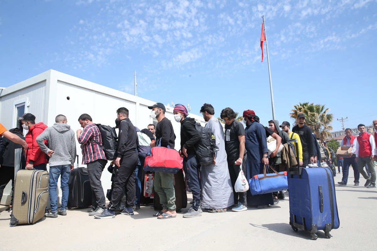العديد من السوريين يرفضون العودة الطوعية إلى بلدهم 