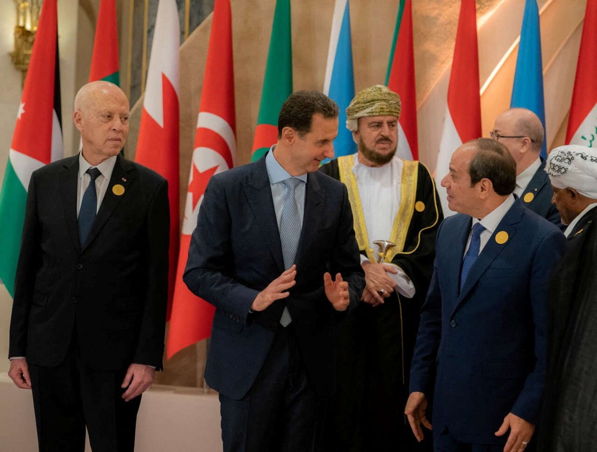 الأسد يلتقي بعدد من القادة الذين نبذوه لسنوات