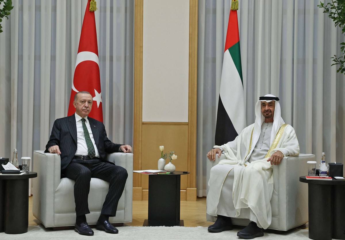 تركيا تتطلع إلى تعزيز تعاونها الاقتصادي مع الإمارات