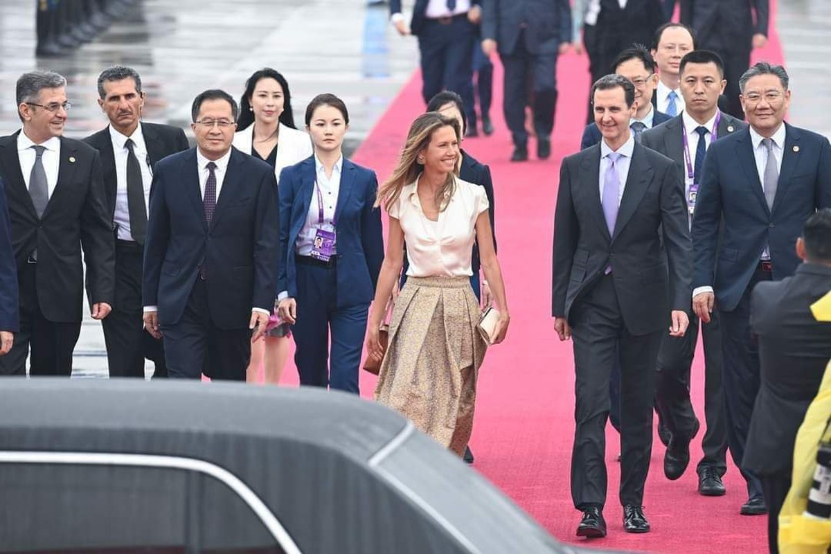 زيارة تصب لصالح عودة الأسد إلى الساحة الدولية