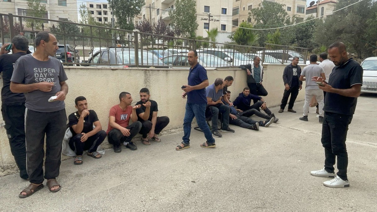  إسرائيل أصدرت تصاريح عمل لنحو 18.500 فلسطيني من قطاع غزّة