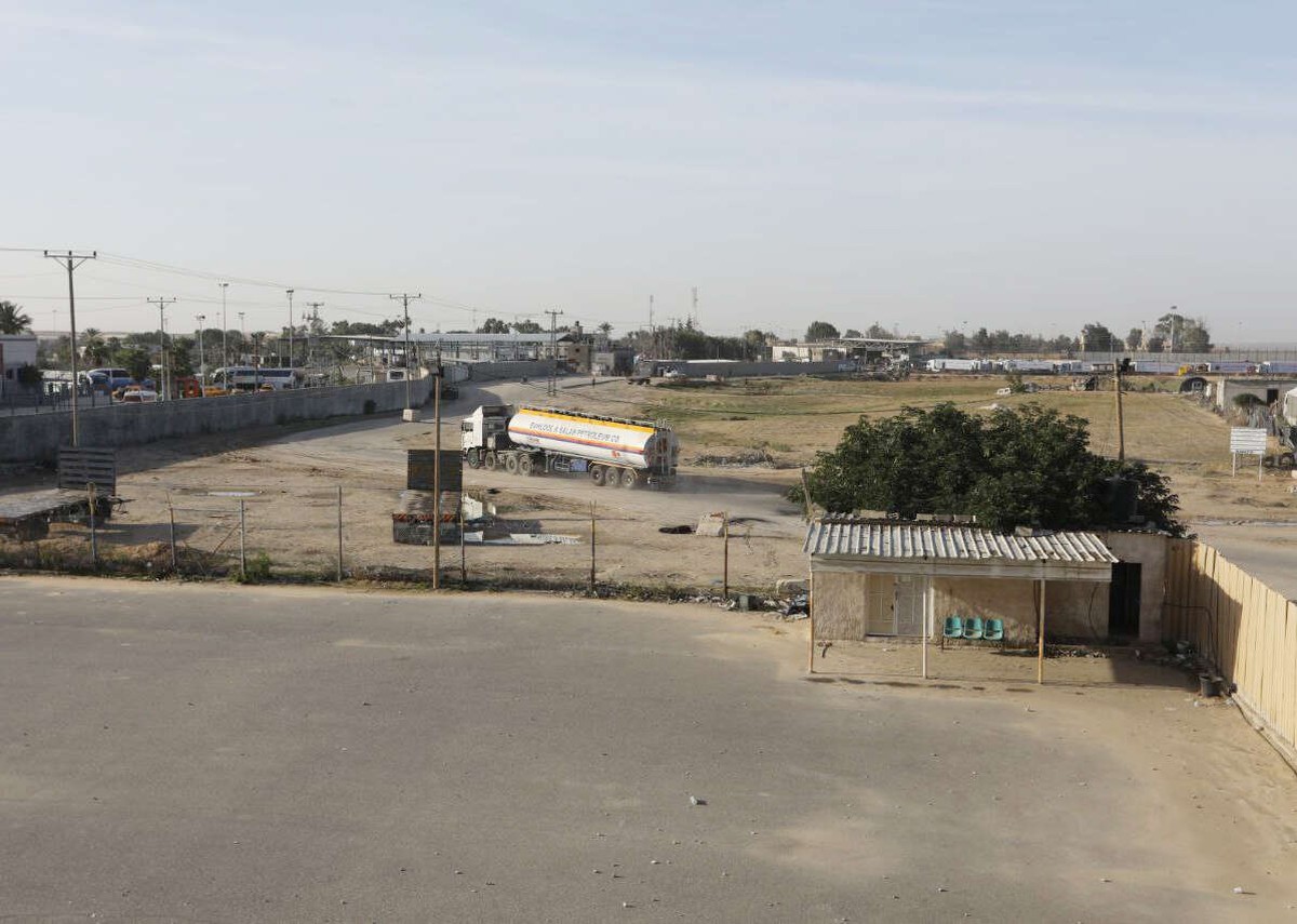 السلطات المصرية تؤكد أن سيطرتها تمتد فقط على الجانب المصري من معبر رفح