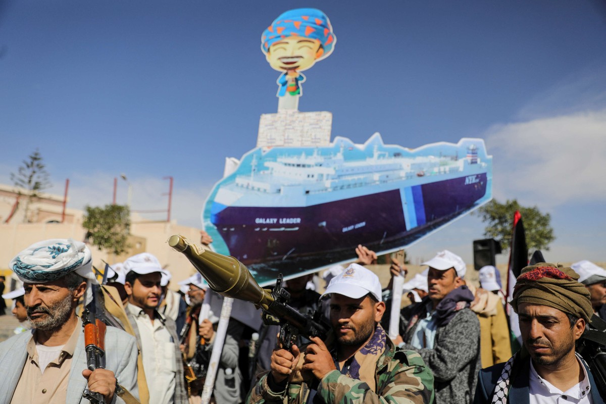 الغارات الأميركية لم توقف هجمات الحوثيين على السفن