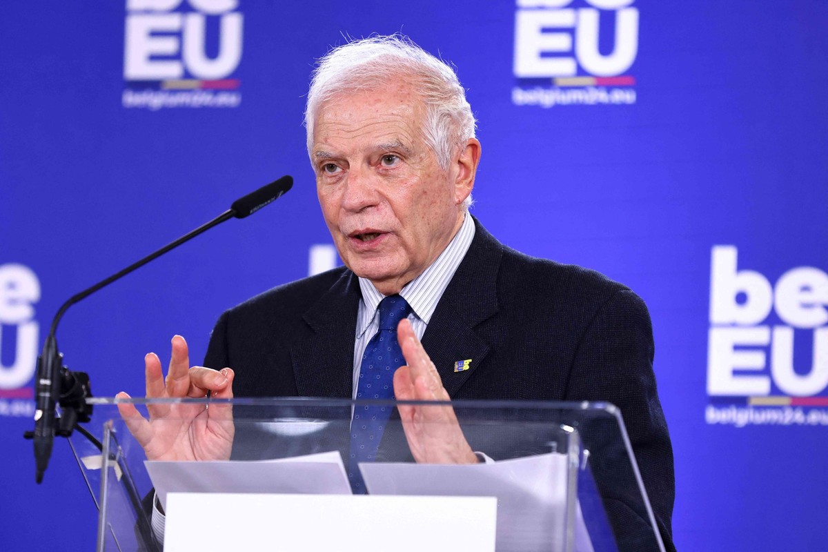 بوريل ينتقد مساعي إسرائيل لإجلاء الفلسطينيين من منطقة رفح 