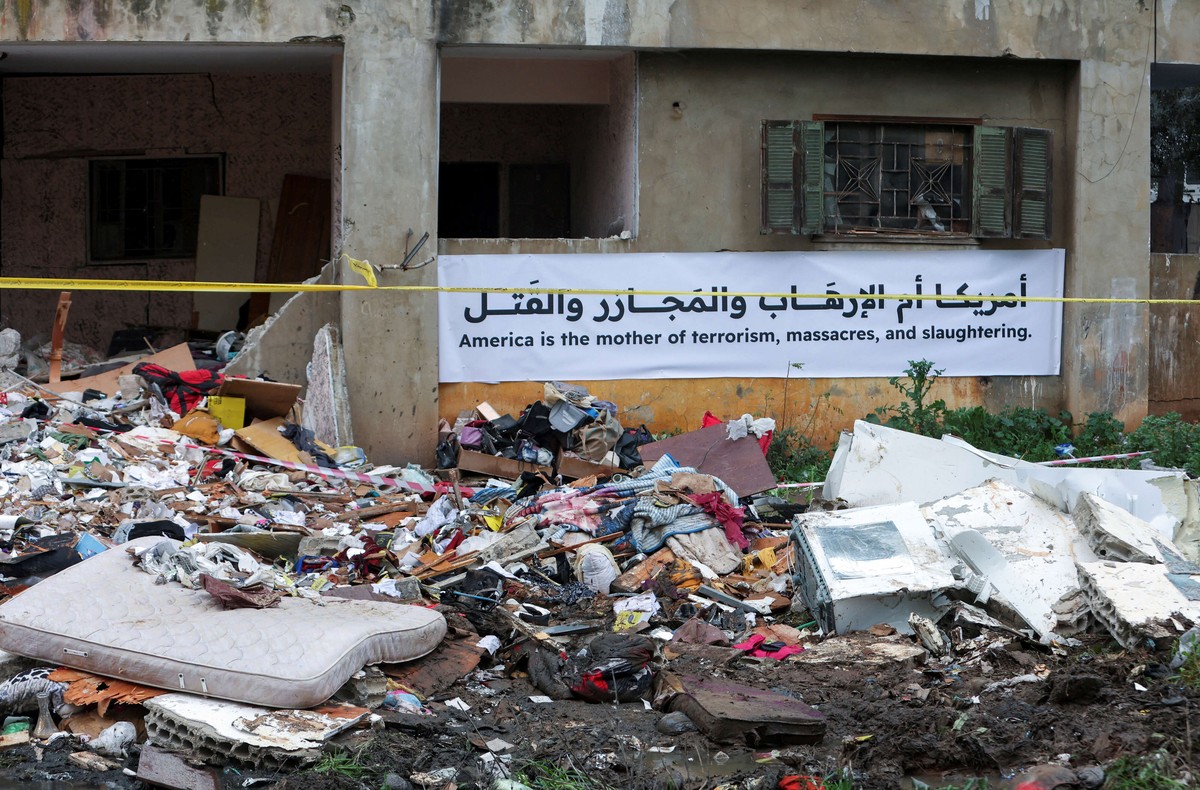 مقتل خمسة مقاتلين من حزب الله وحركة أمل في القصف الاسرائيلي