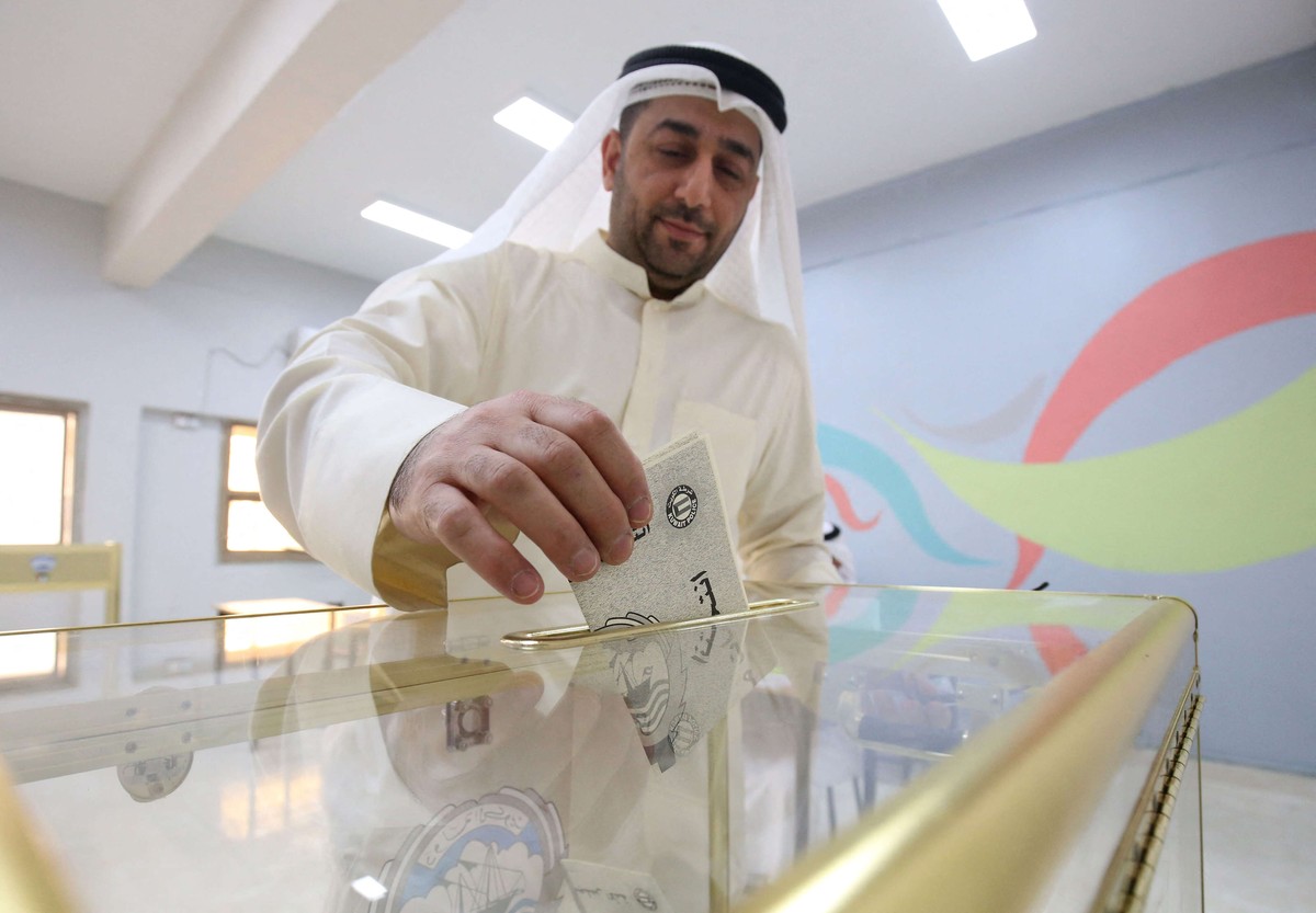 انتخابات هي الأولى بعد تولي الشيخ مشعل الأحمد الصباح مقاليد الحكم كأمير للبلاد