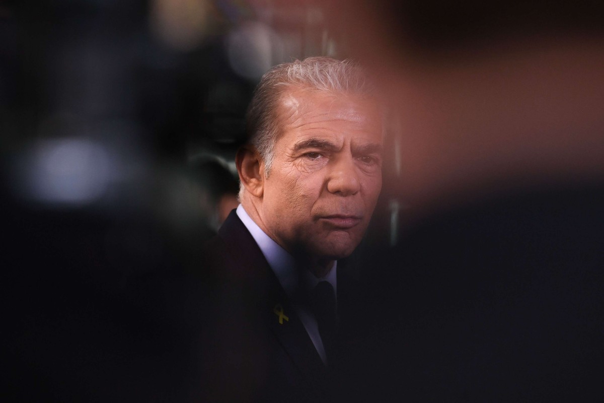 لابيد يؤكد أن حزبه سيعطي الأصوات المناسبة لعقد صفقة التبادل