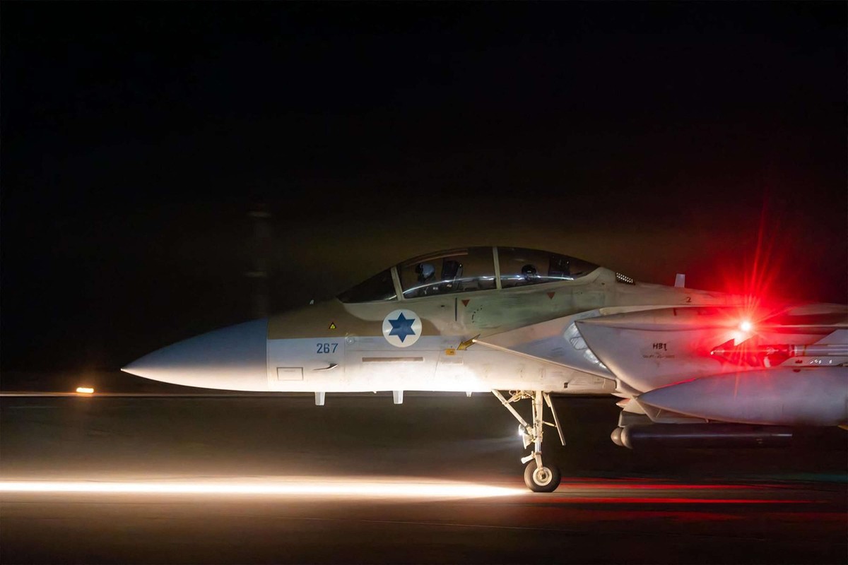 الطيران الاسرائيلي شن هجمات ضد التواجد الايراني في سوريا