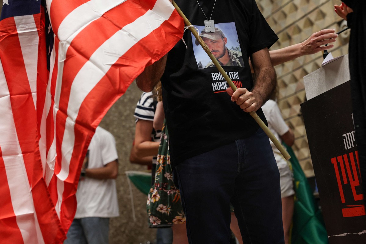 لم يذكر ما قد تقدمه الولايات المتحدة لحماس مقابل إطلاق سراح الرهائن الأميركيين