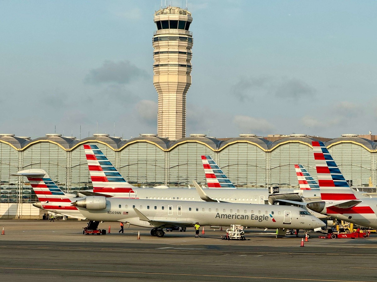 الحرب تعطل حركة الطيران نحو اسرائيل