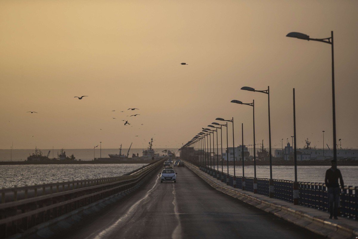 الطرق السريعة تعزز شبكة النقل البري في مدن و أقاليم الجنوب