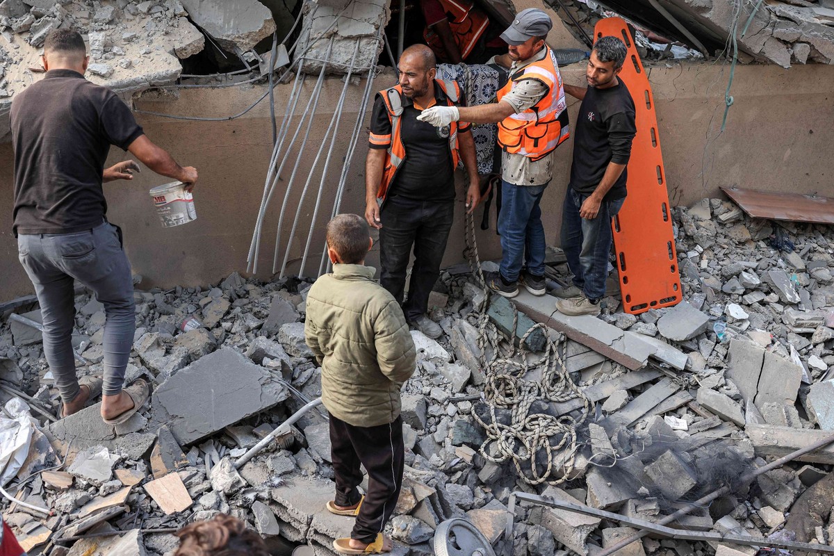 غزة تُترك وحيدة في مواجهة حرب مدمرة 