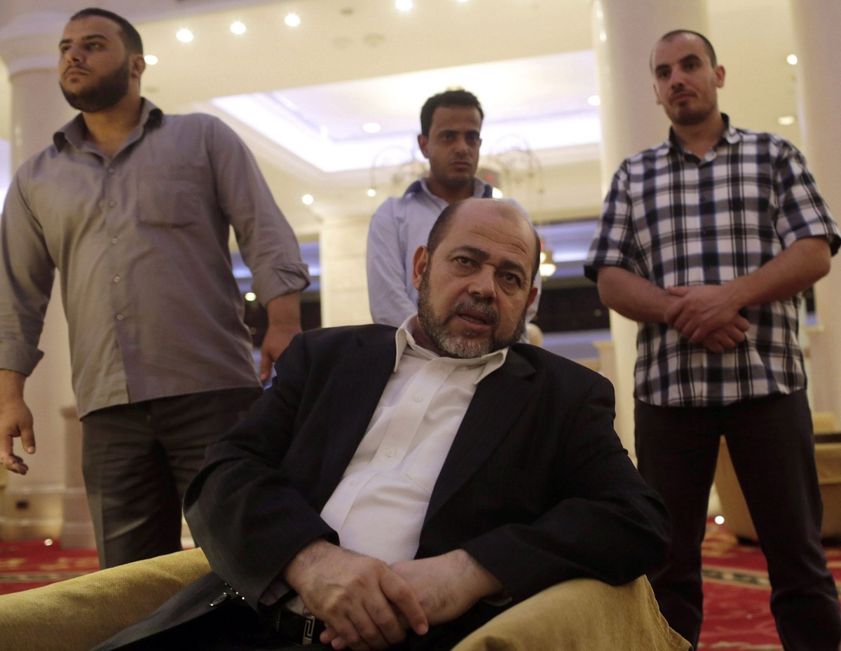 مصادر أكدت أن مصر تضغط على وفد حماس للتراجع عن بعض الشروط