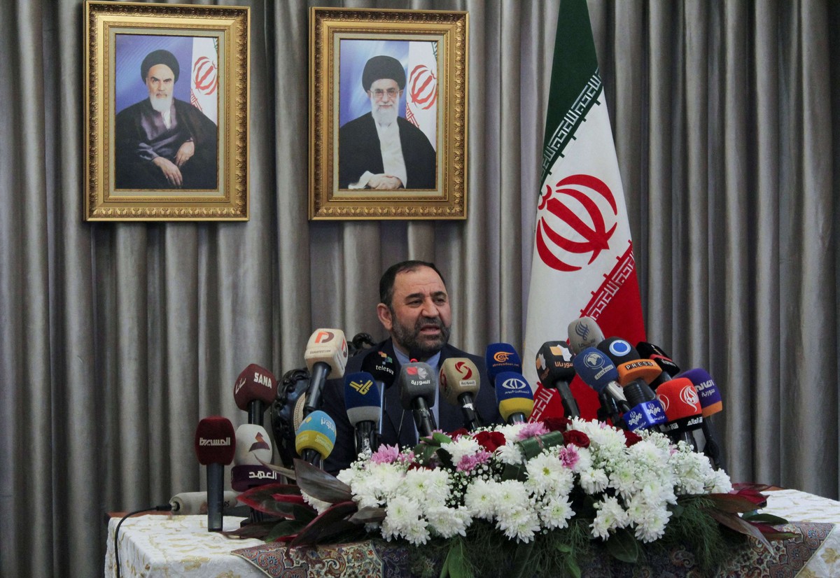 ايران في مرحلة استكشاف الحكم الجديد في سوريا